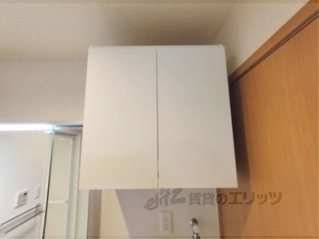洗濯機置場　棚