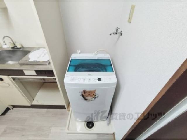 洗濯機置場　洗濯機