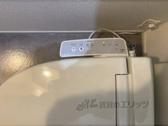 トイレ　洗浄機能付き