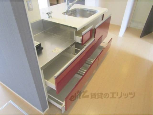 キッチン　下部収納