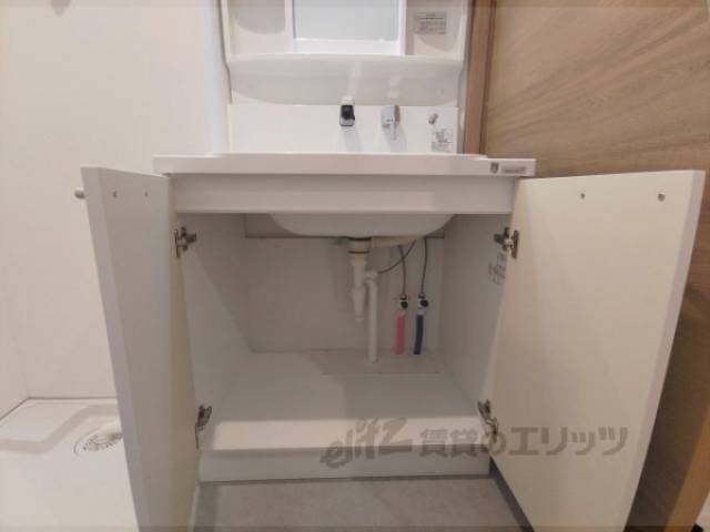 洗面所　収納下部