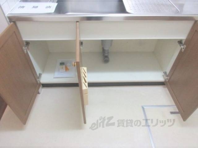 キッチン　キッチン下部収納