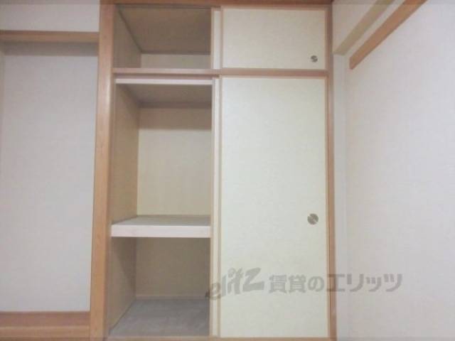 収納　和室収納