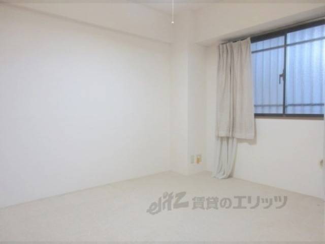 洋室　6.4帖洋室
