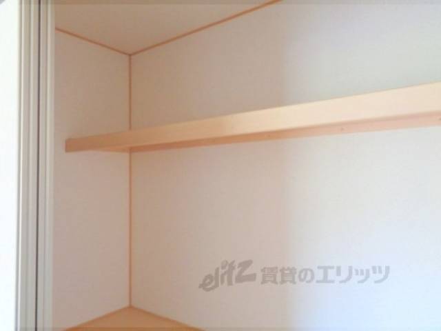 和室　収納