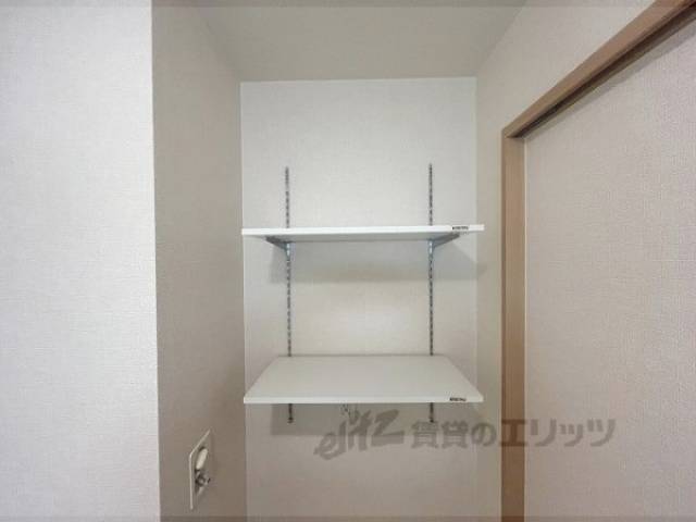 洗濯機置場　棚
