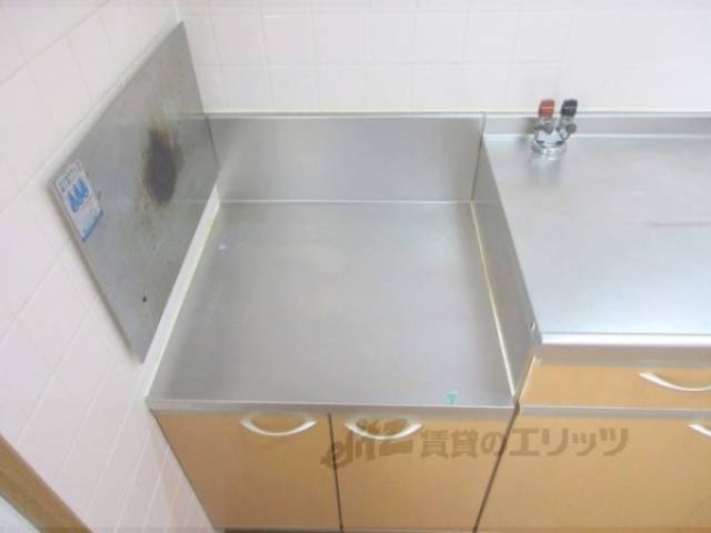 キッチン　コンロ置場