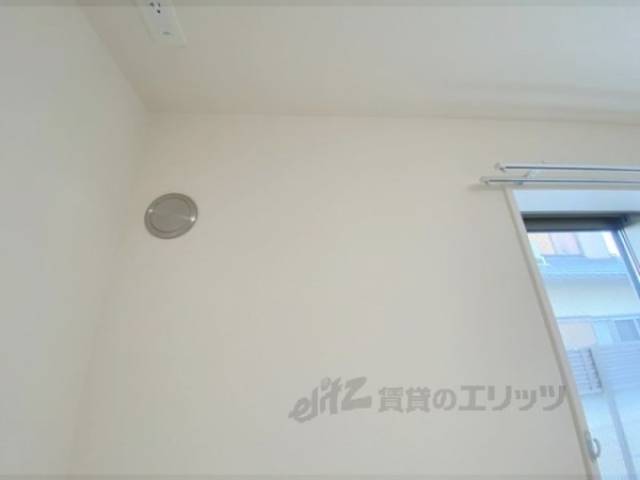 エアコン　設置場所
