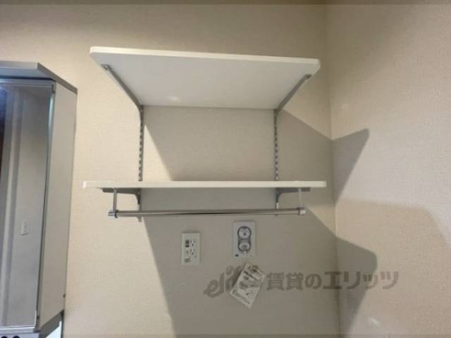 洗濯機置場　棚