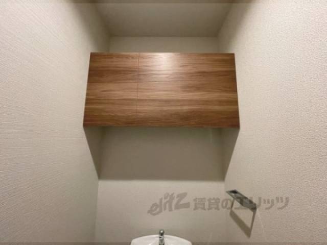 トイレ　棚