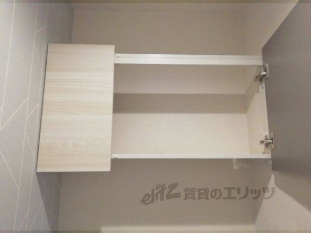 トイレ　収納