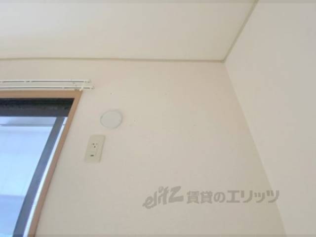 エアコン　設置場所