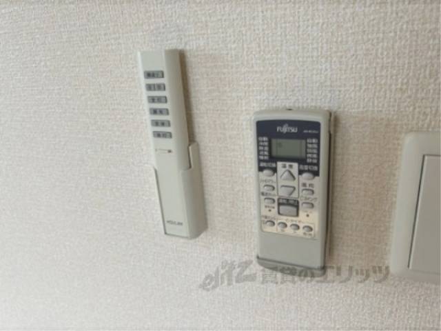 エアコンリモコン