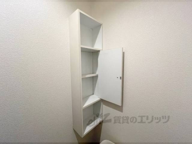 トイレ　収納