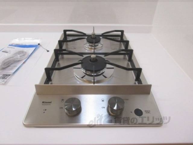 キッチン　ガス2口コンロ