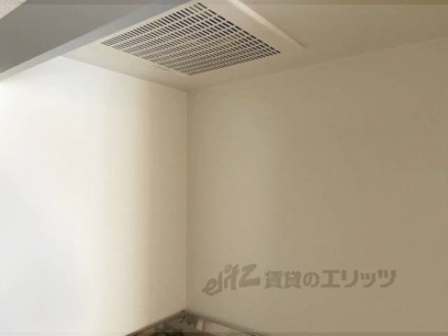 キッチン　換気扇