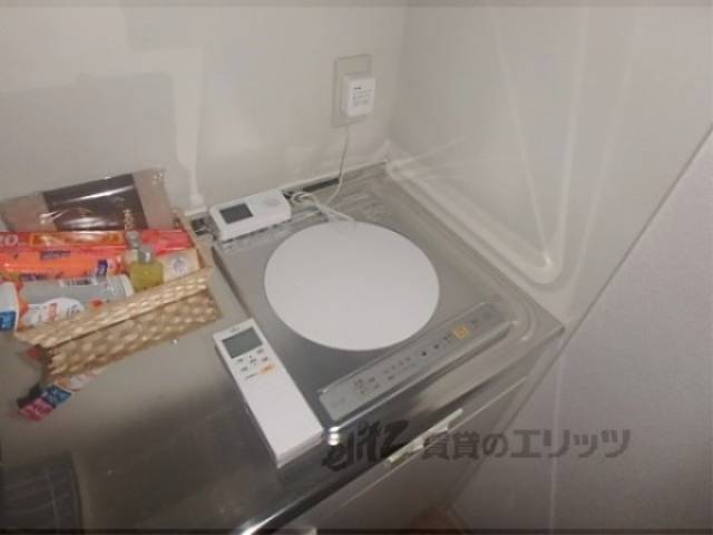 キッチン　電気コンロ