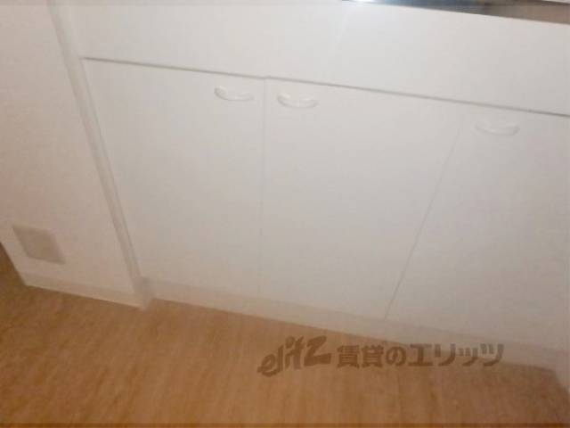 キッチン　収納