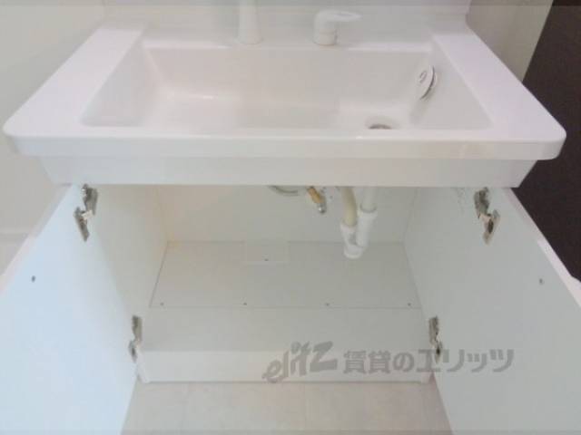 洗面所　収納