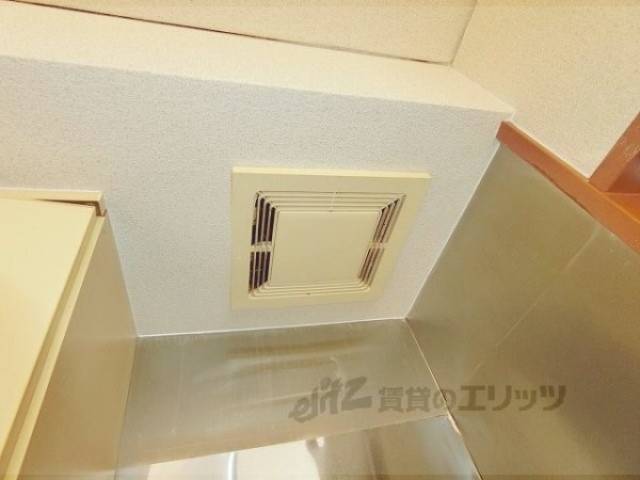 キッチン　換気扇