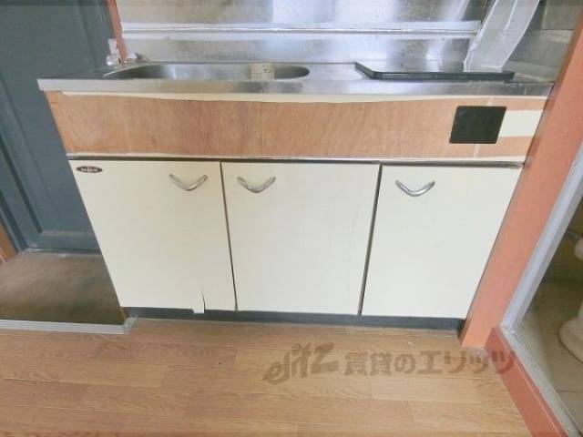 キッチン　下部収納