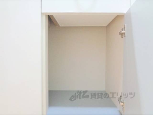 キッチン　収納