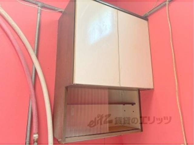 キッチン　上部収納