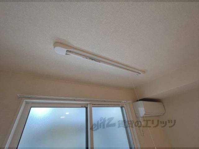 ハンガーラック