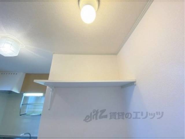 洗濯機置場　収納