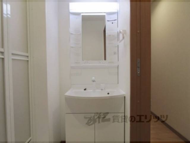 洗面所　独立洗面台