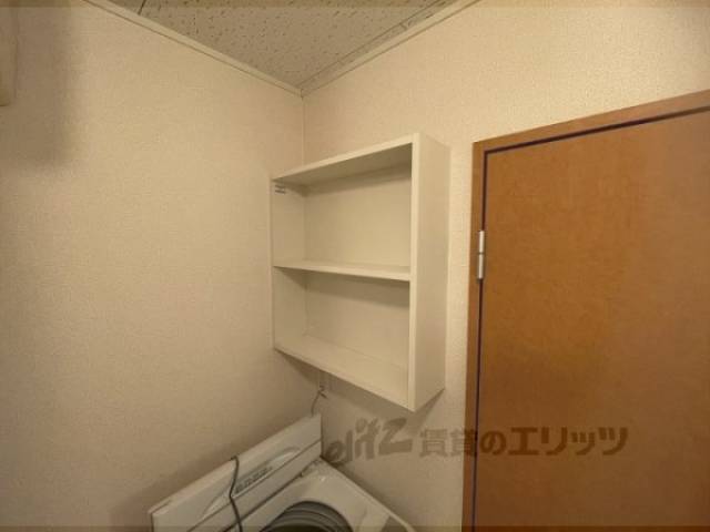 洗濯機置場　棚