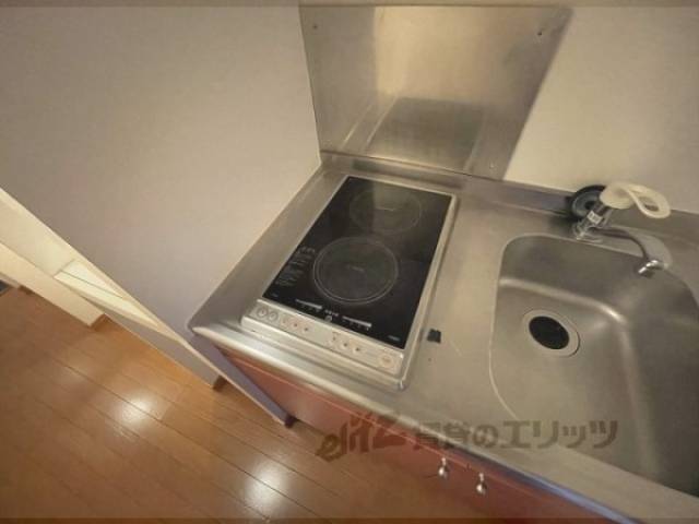 キッチン　コンロ