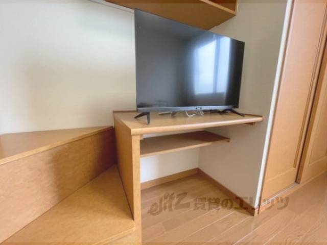 洋室　テレビ