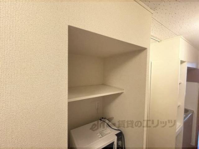 冷蔵庫置場 棚