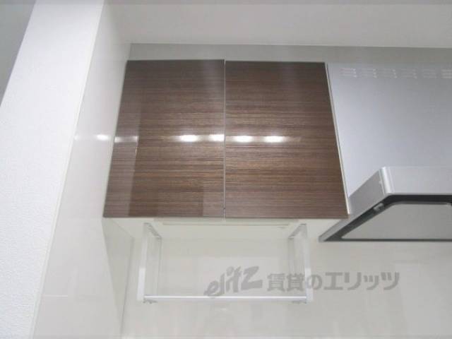 キッチン　上収納