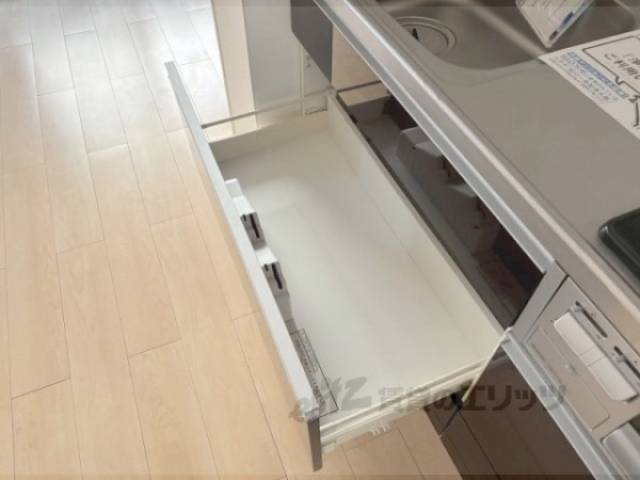 キッチン　収納