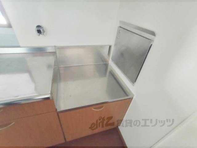 キッチン　コンロ置場