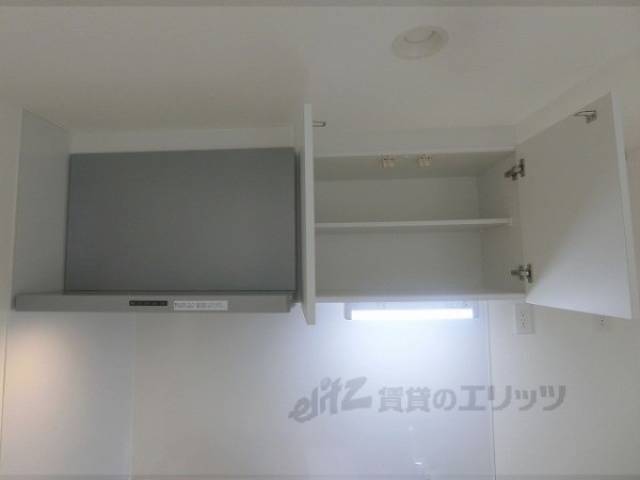 キッチン　収納