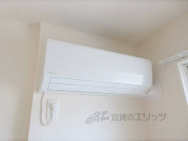 エアコン　リビング