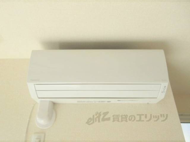エアコン　リビング