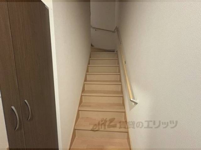 廊下　階段