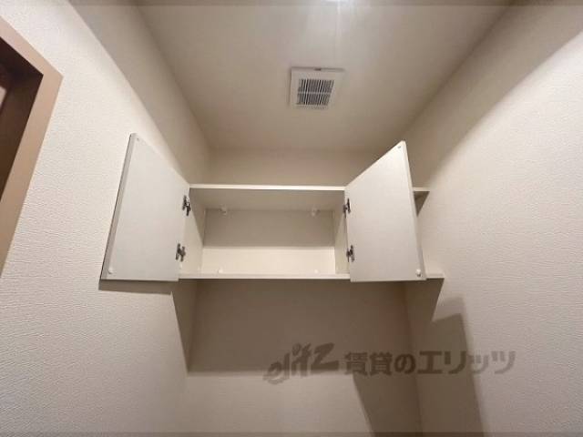 トイレ　収納
