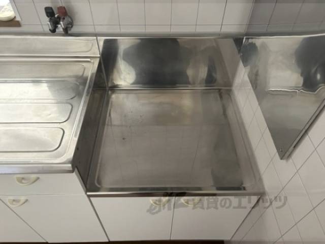 キッチン　コンロ置き場