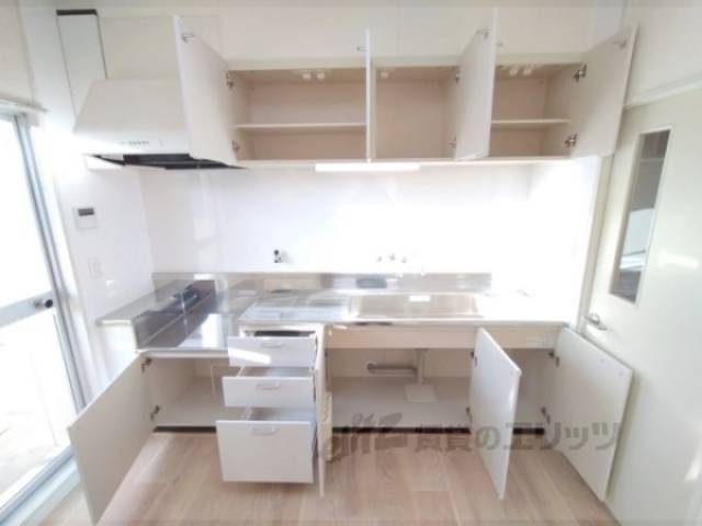 キッチン　収納