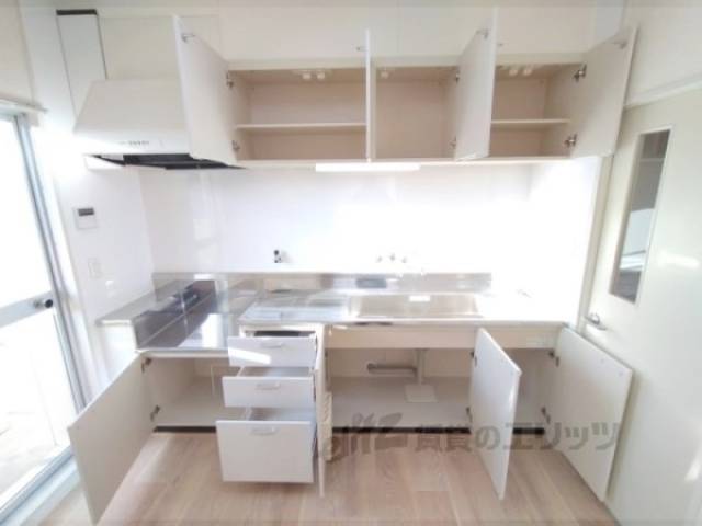 キッチン　収納