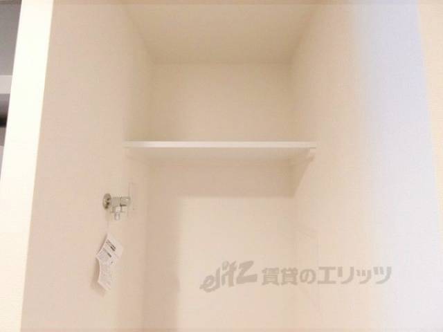 洗濯機置場　上部棚
