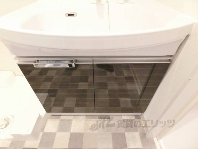 洗面所　下部収納