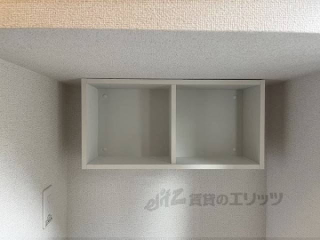 洗濯機置場　物置