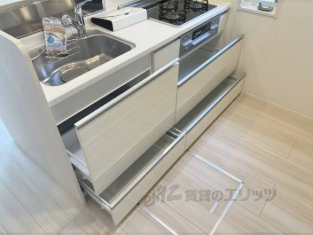 キッチン　下部収納
