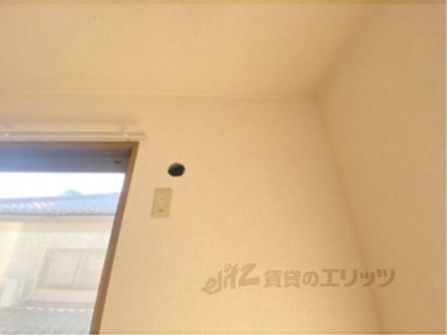 エアコン　設置場所